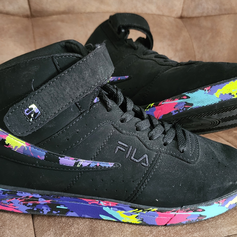 Fila Vulc 13 Mid Shoes 5FM01308-992 Womens Sz 9.5 Black Paintball Sneakers